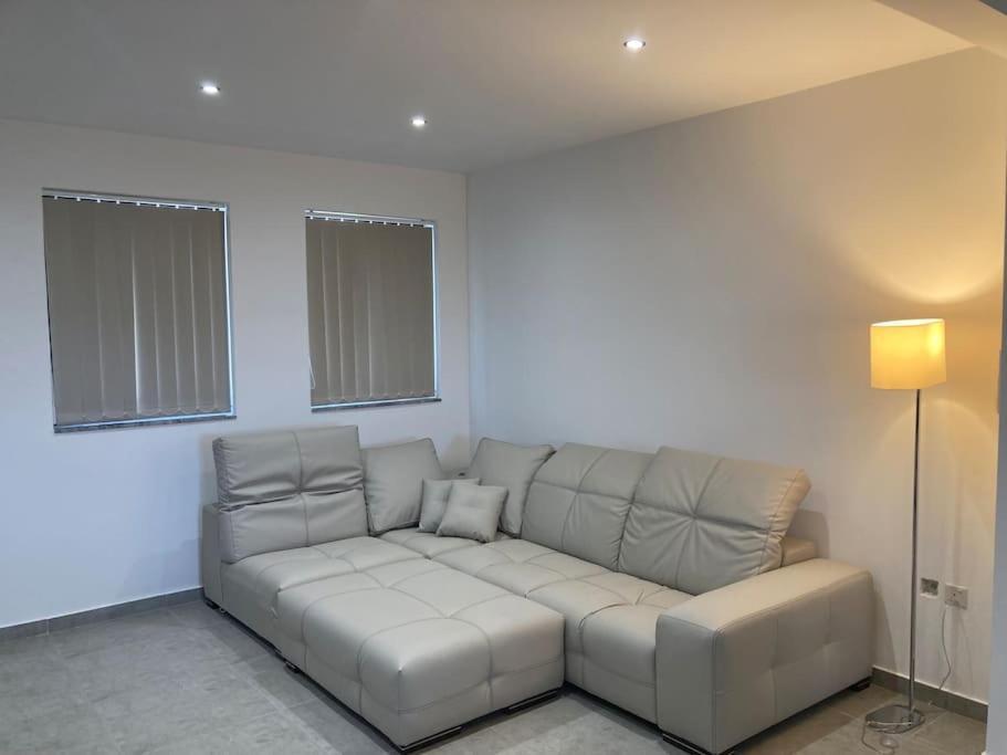 Elegant Maisonette In Malta By Assetflow Pro Lägenhet Marsaskala Exteriör bild
